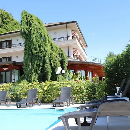 Hotel Lo Scoiattolo Massino Visconti