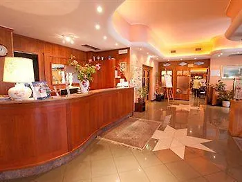 Lo Scoiattolo 3* מאסינו ויסקונטי