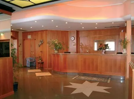 Szálloda Lo Scoiattolo 3*