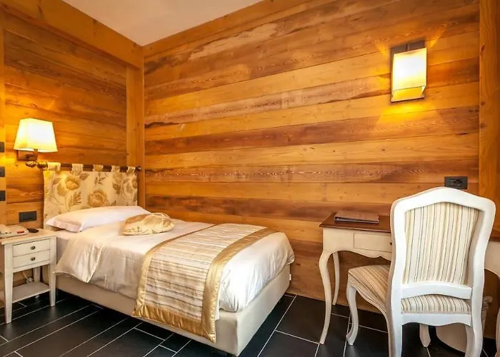 Lo Scoiattolo Hotel 3*